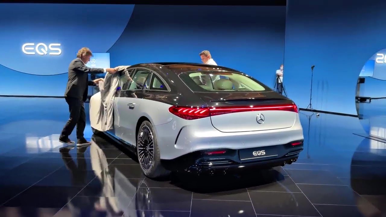 Mercedes EQS 2022 салон