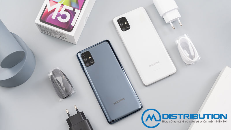 phim-le-test-chang-nham-nho-phim-bo-den-sang-moi-biet-smartphone-nao-pin-lau-cmc-distribution